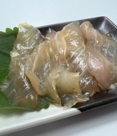 画像1: 青森県産　天然ヒラメの無添加白だし漬け８０ｇ×３パックセット（５％OFF価格） (1)