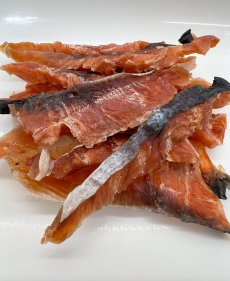 画像1: 赤羽屋の肴っこ　自然製法　青森県産サクラマスと瀬戸内海の塩　（40g） (1)